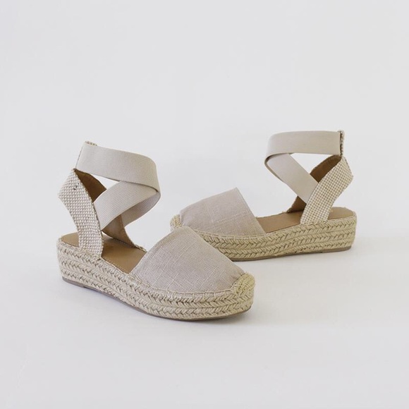 espadrilles with elastic straps